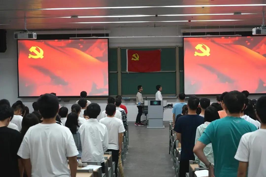 “”